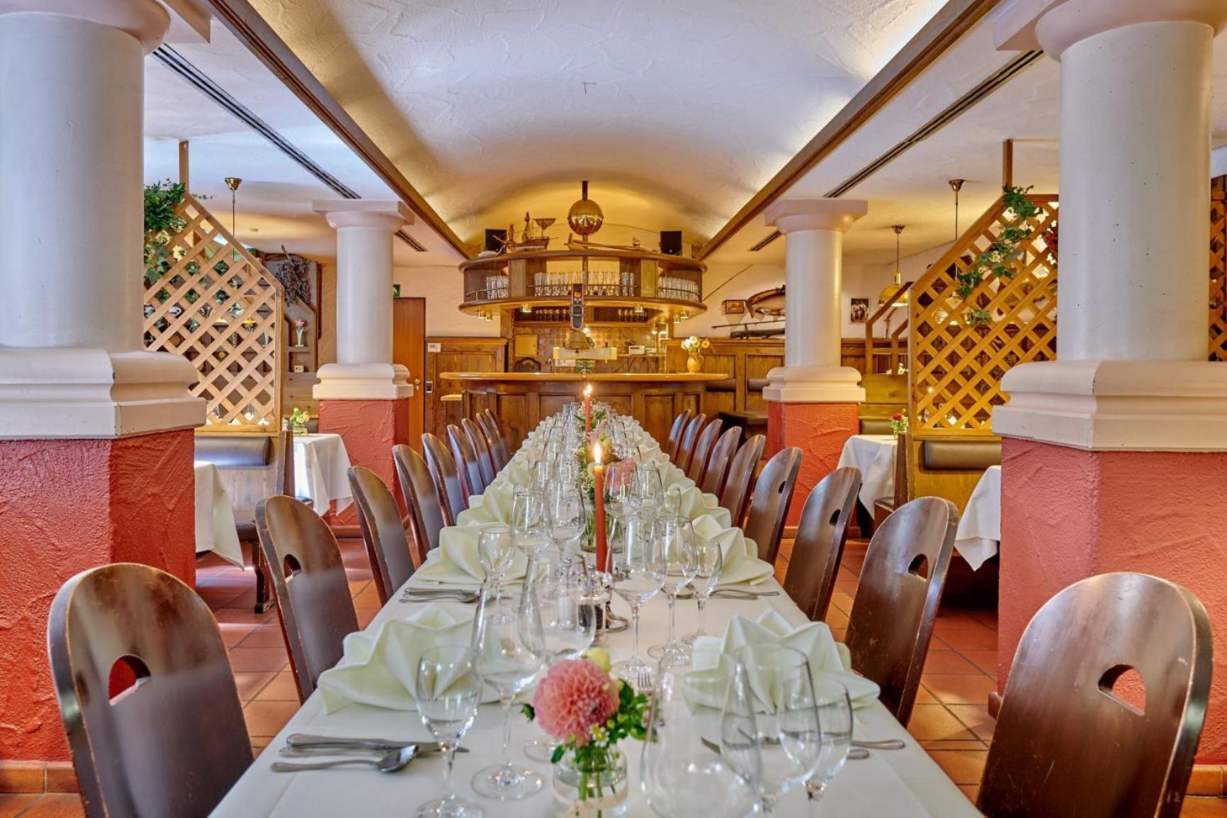 Ringhotel Gasthof Hasen Herrenberg Esterno foto