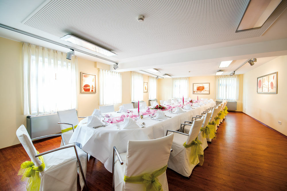 Ringhotel Gasthof Hasen Herrenberg Esterno foto