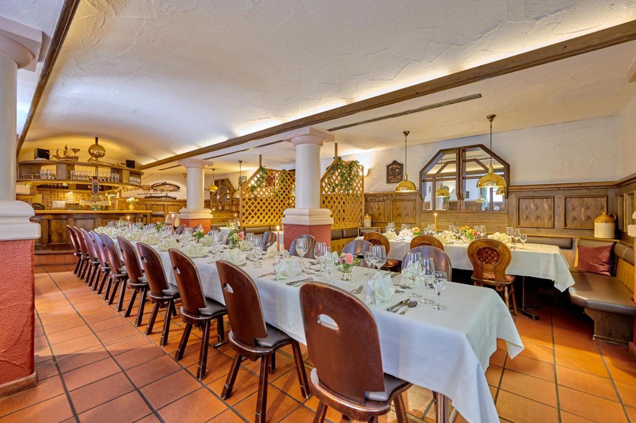 Ringhotel Gasthof Hasen Herrenberg Esterno foto